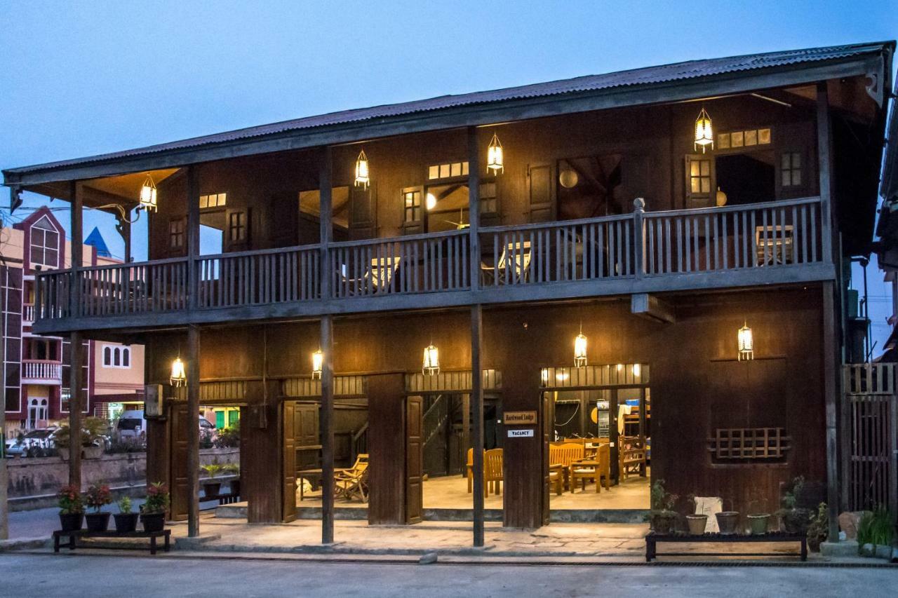 Hardwood Lodge Nyaung Shwe Bagian luar foto